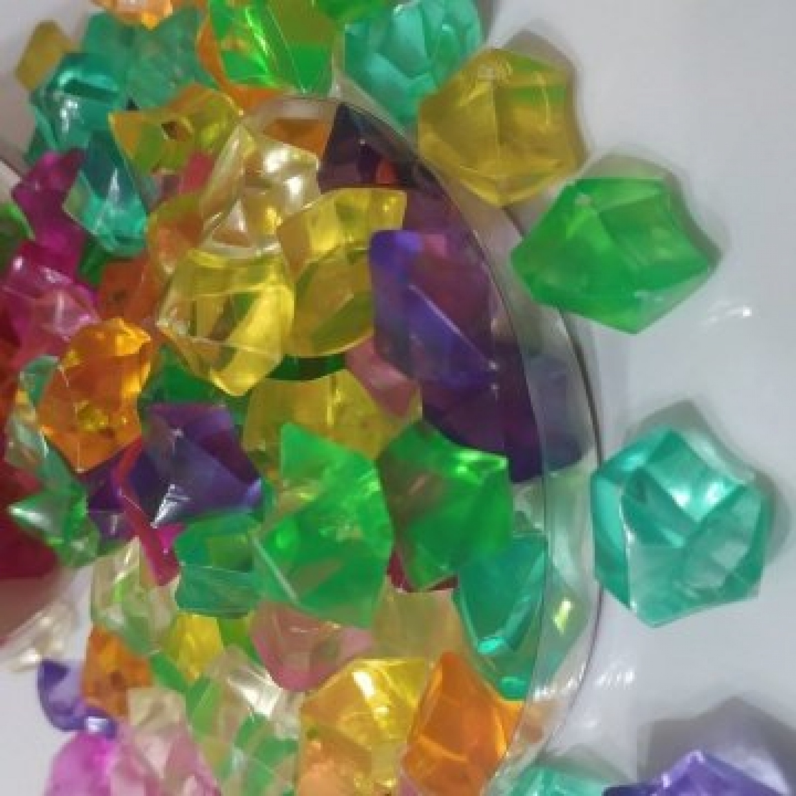 Декоративные камни(рукоделие)