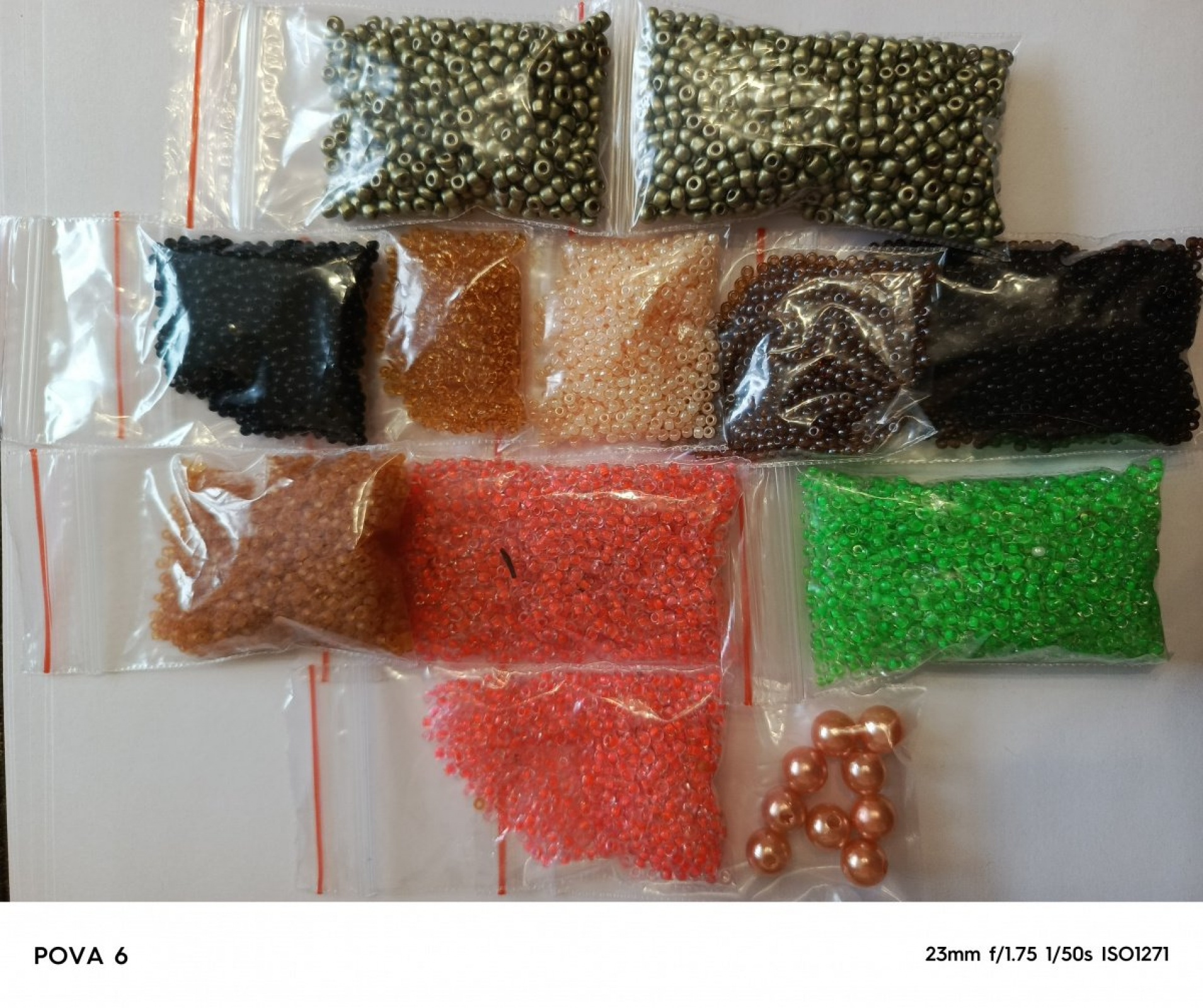 Набор из бисера