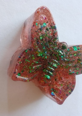 Декоративные бабочки в ассортименте
