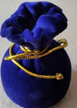 Подарочный мешочек для колец (синий бархат)
