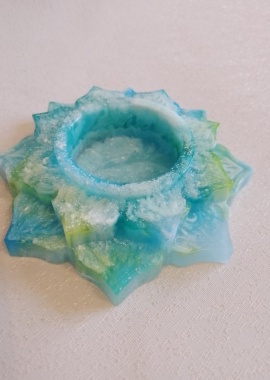 Подсвечник "Первый подснежник"
