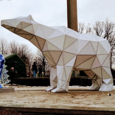 Белый медведь Донецк