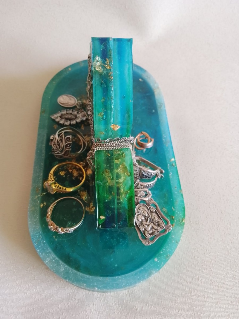 Подставка под бижутерию