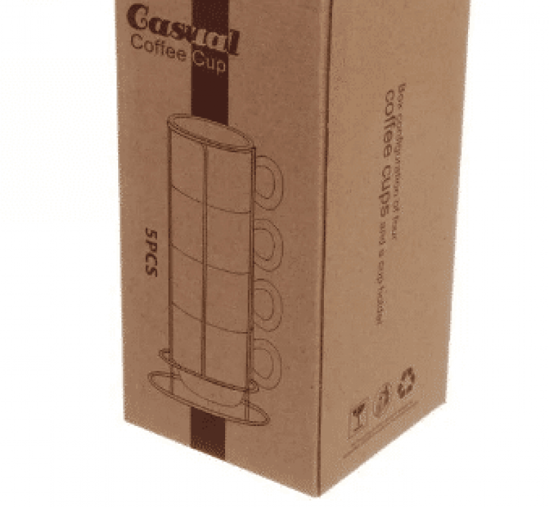 Чашки love на стойке